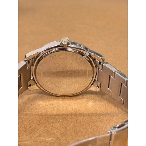 Michael Kors MK6827 Tibby White Chronograph Glitz Dial Two Tone  Women's Watch - Picture 5 of 5